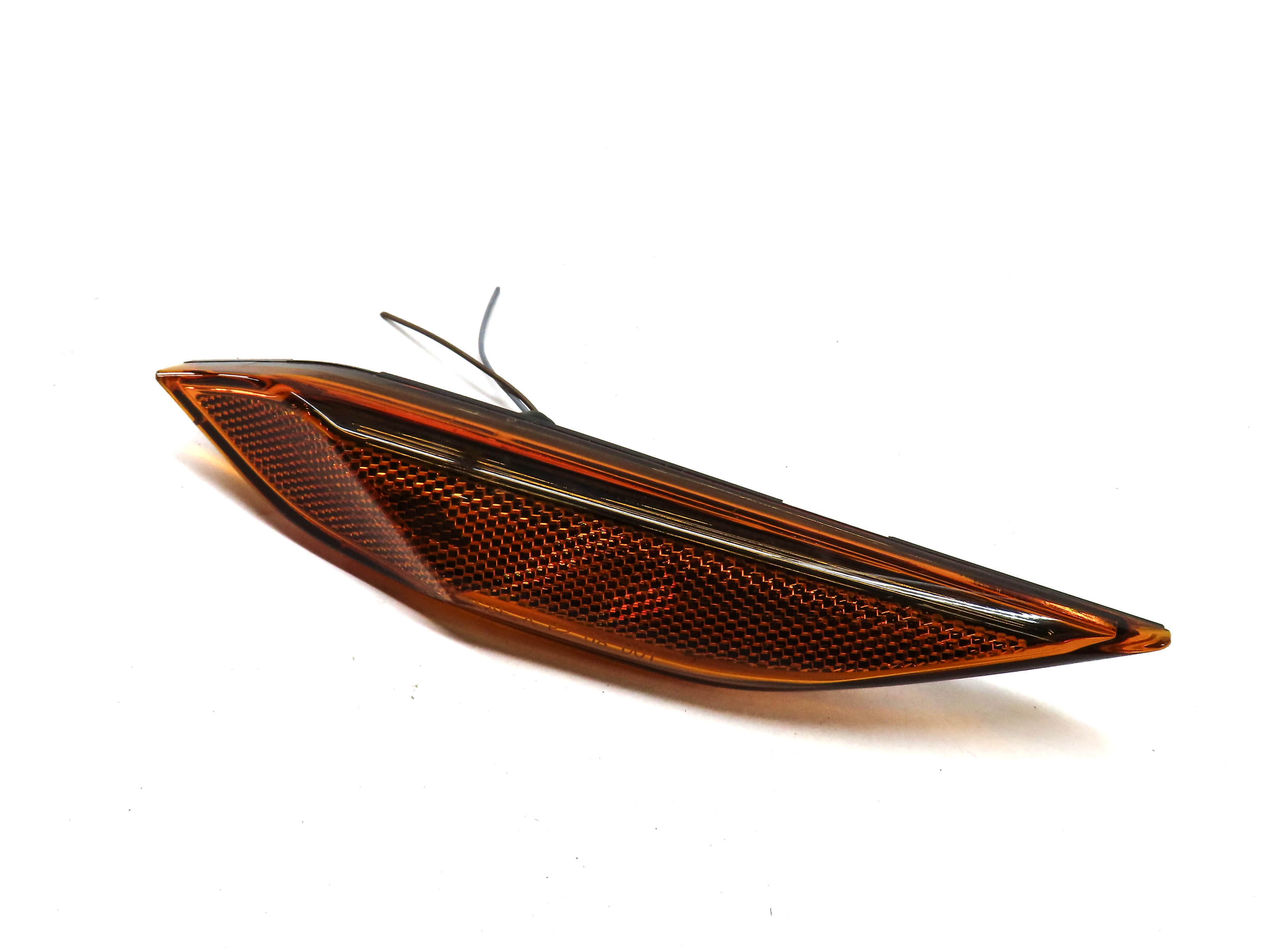11 PORSCHE CAYENNE HYBRID (958) FRONT RIGHT PASSENGER SIDE MARKER LIGHT HOUSING — exact item pictured